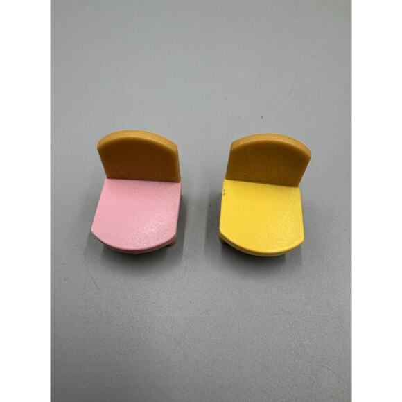 Sylvanian Families Crib W/ Set Of Calico Critters & 2 Chairs READ DETAILS - Picture 4 of 13